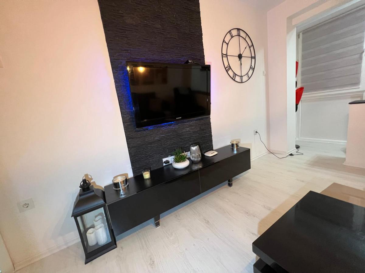 Apartman Paola - Massage Chair- 0-24 Self Check In Out- Zupanja Exterior foto